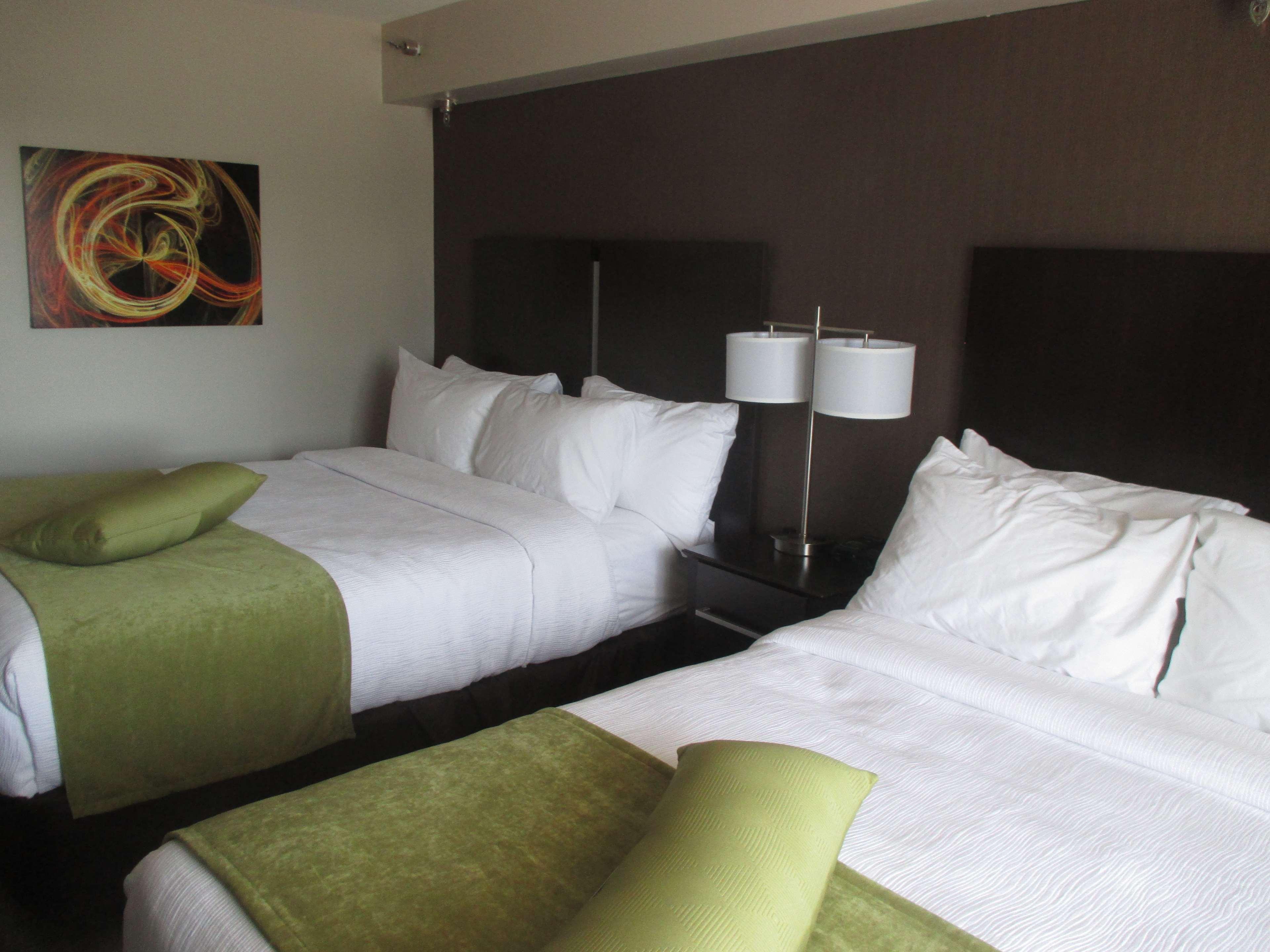 Best Western Harvest Inn & Suites Grand Forks Ngoại thất bức ảnh