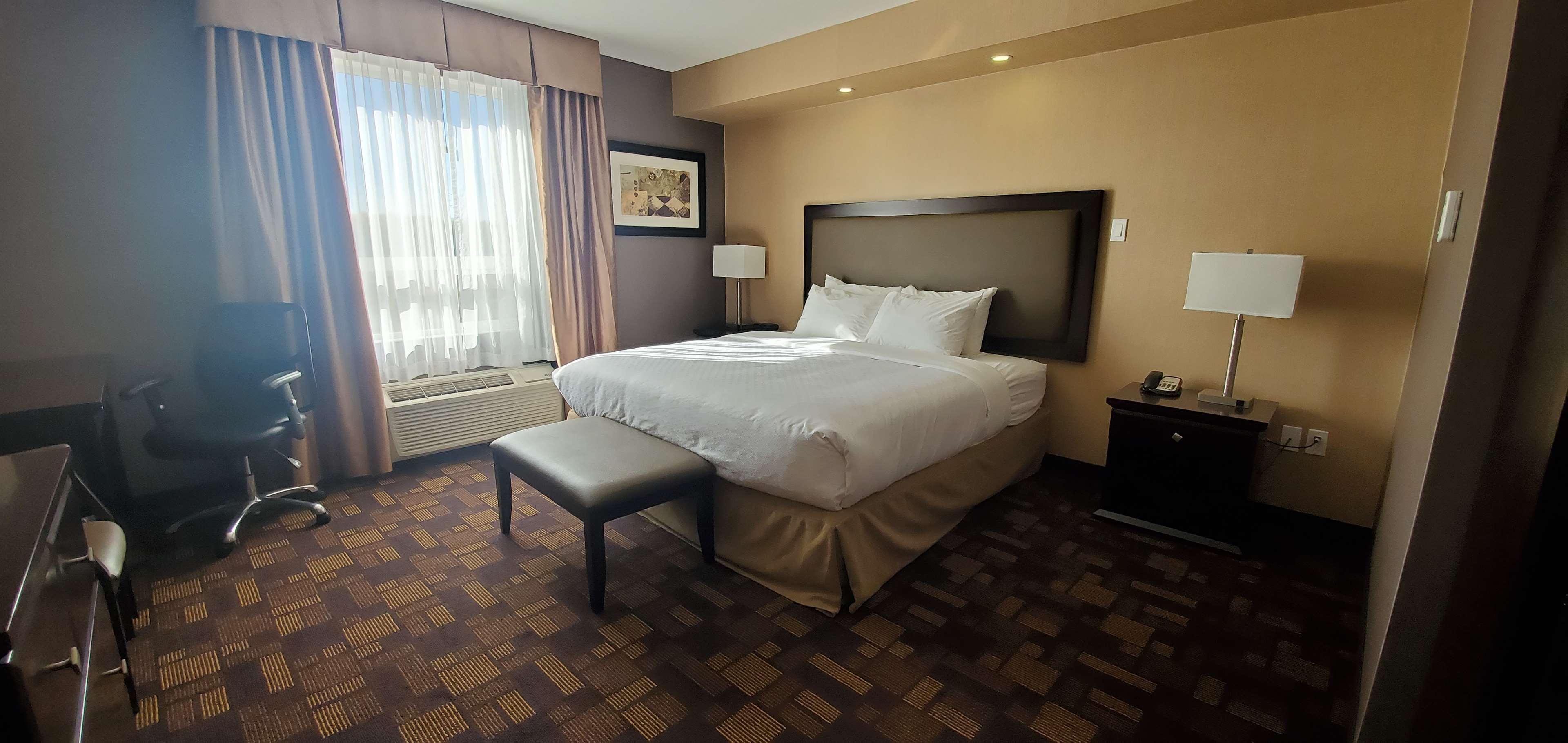 Best Western Harvest Inn & Suites Grand Forks Ngoại thất bức ảnh