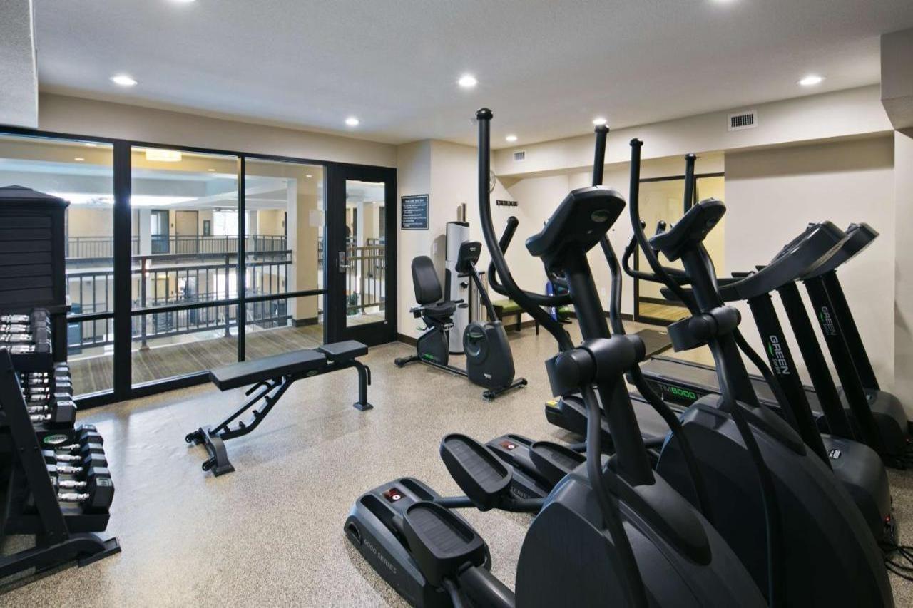 Best Western Harvest Inn & Suites Grand Forks Ngoại thất bức ảnh