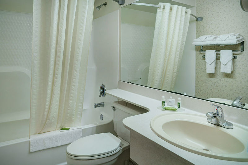 Best Western Harvest Inn & Suites Grand Forks Ngoại thất bức ảnh